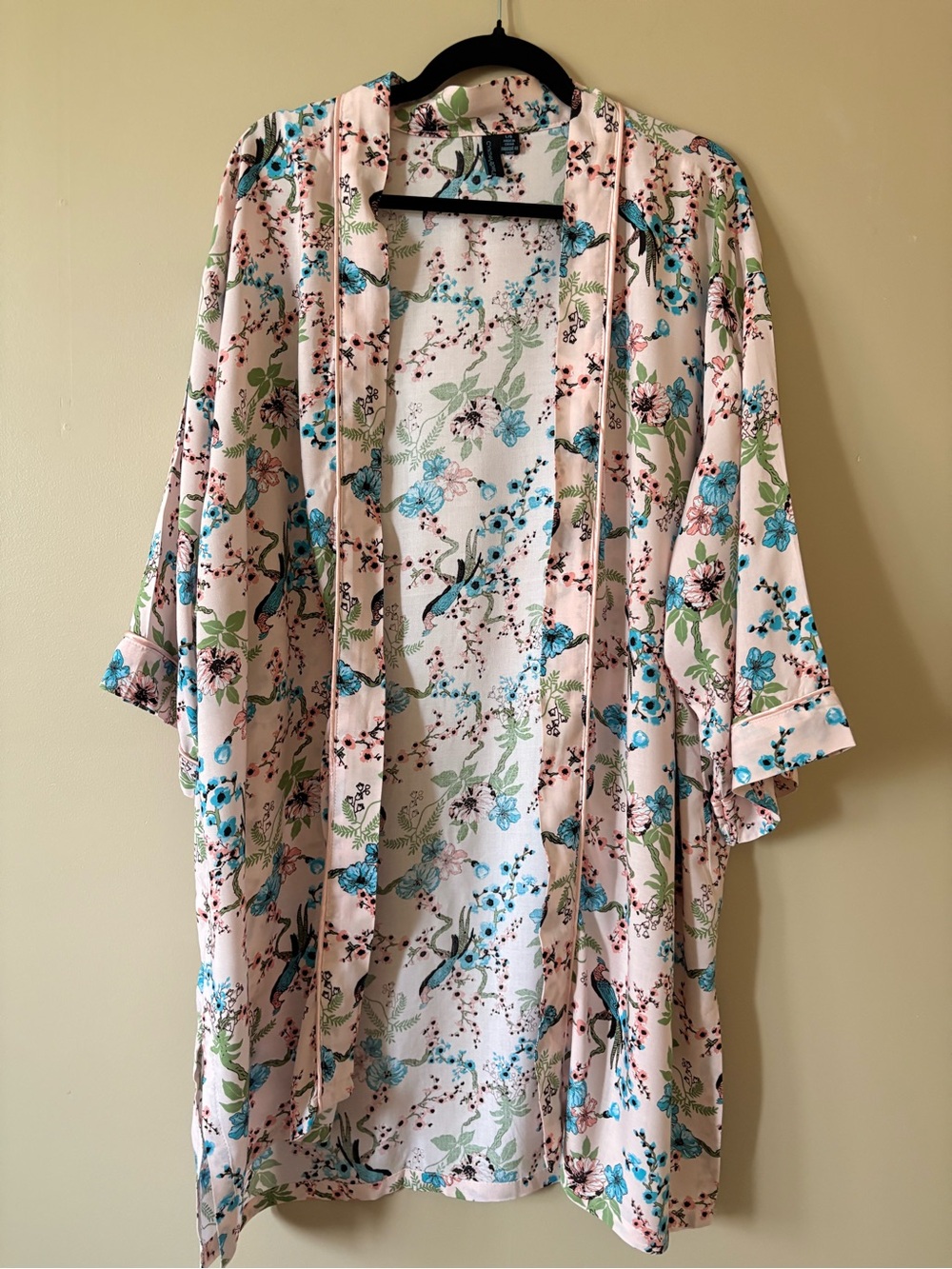 Cynthia Rowley Floral Kimono/ Robe - Pale Pink, Blue & Green